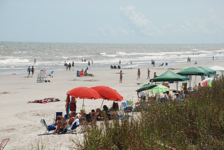 Ultimate Retreat Venue Across From The Beach In Cherry Grove